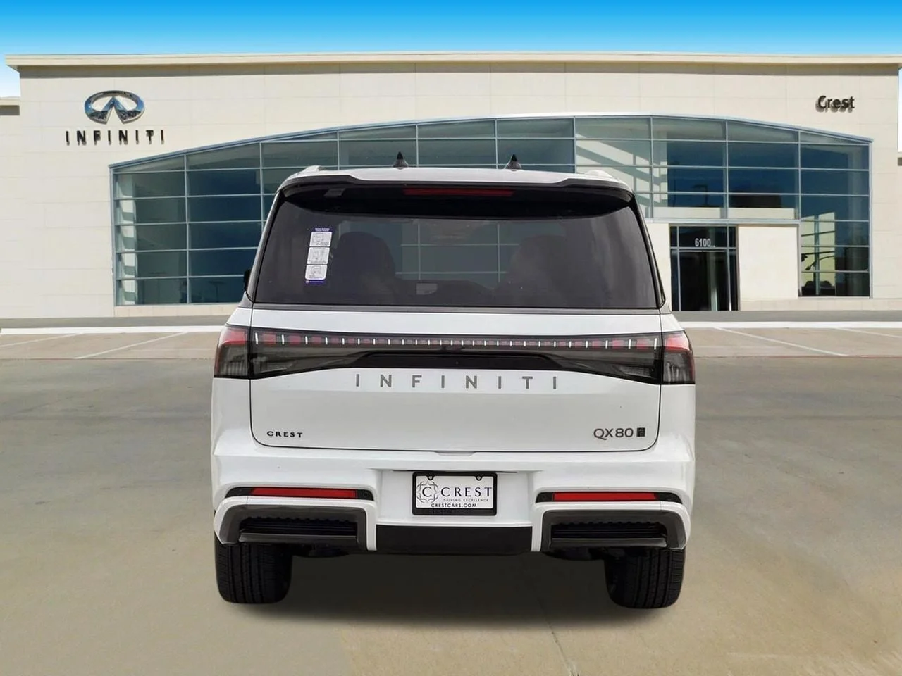 New 2026 2T RADIANT WHIT INFINITI Autograph 4WD image 4