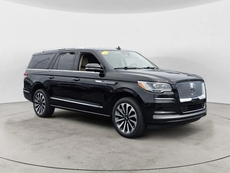 2024 Lincoln Navigator Reserve L 4WD's photo