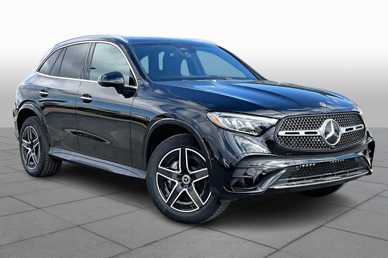 New 2026 Black Mercedes-Benz GLC 300 image 2