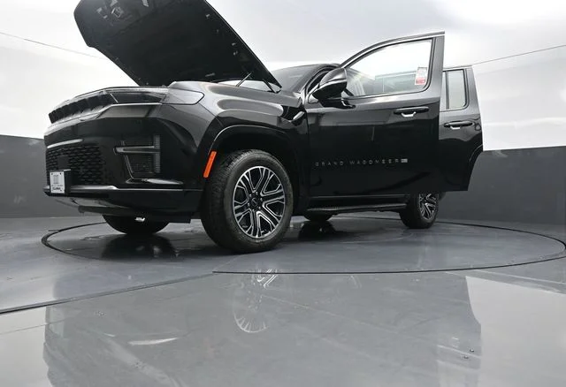 New 2026 High Gloss Black Exterior Paint Jeep  image 37