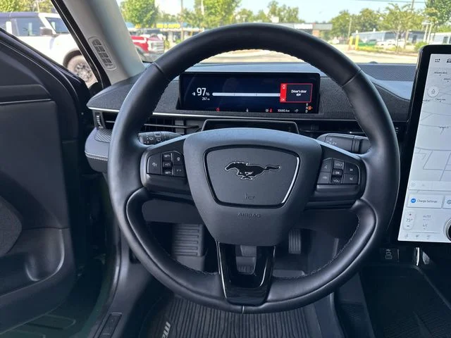 Used 2025 Green Ford Premium image 15