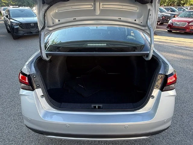 Used 2025 Silver Nissan 1.6 S image 27