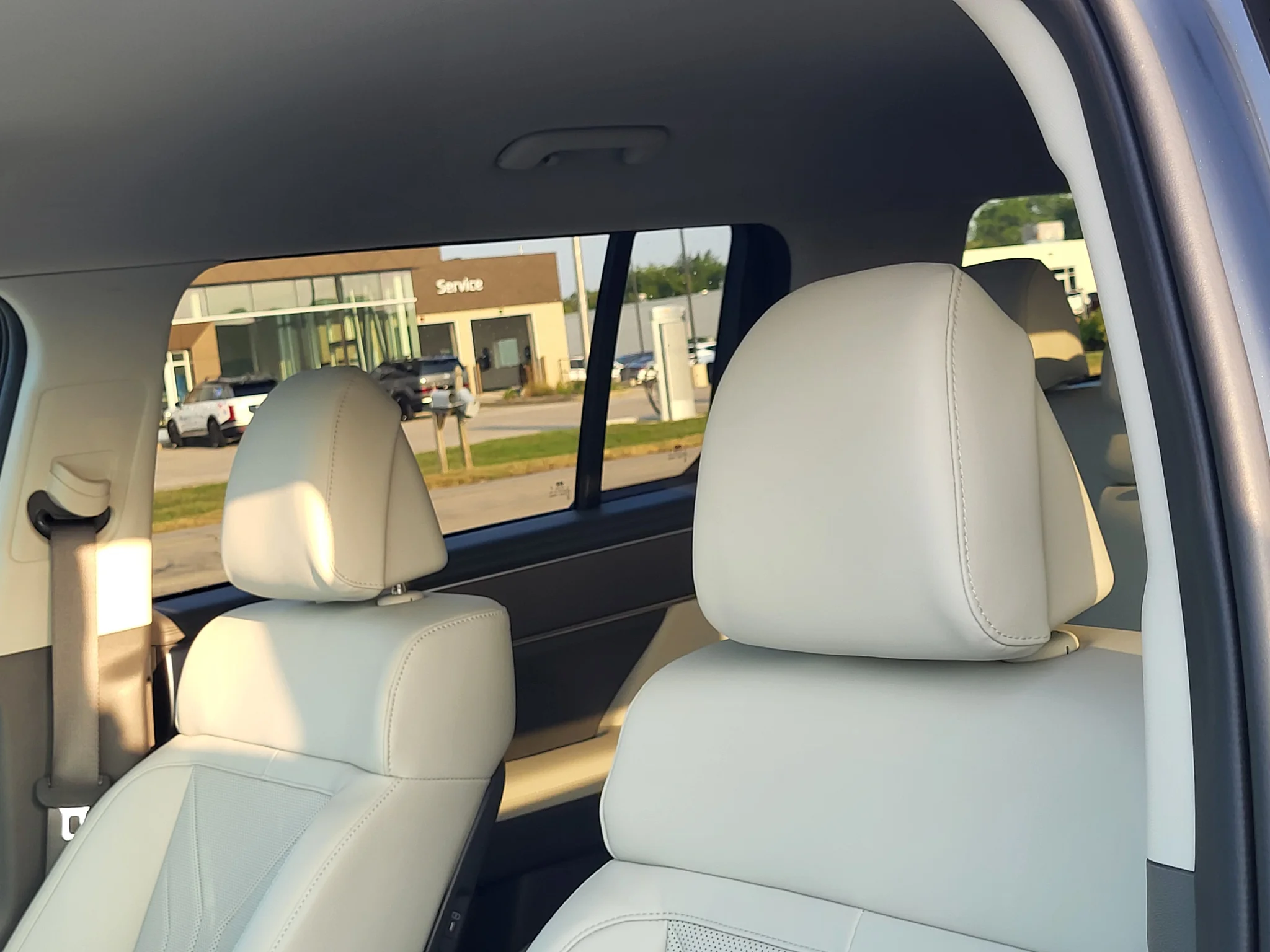 New 2027 Phantom Black Hyundai SEL image 20