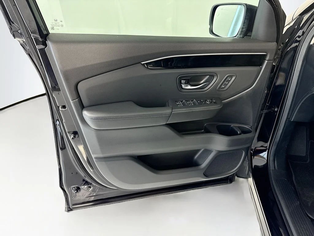 2025 Honda Pilot EX-L - Photo 25