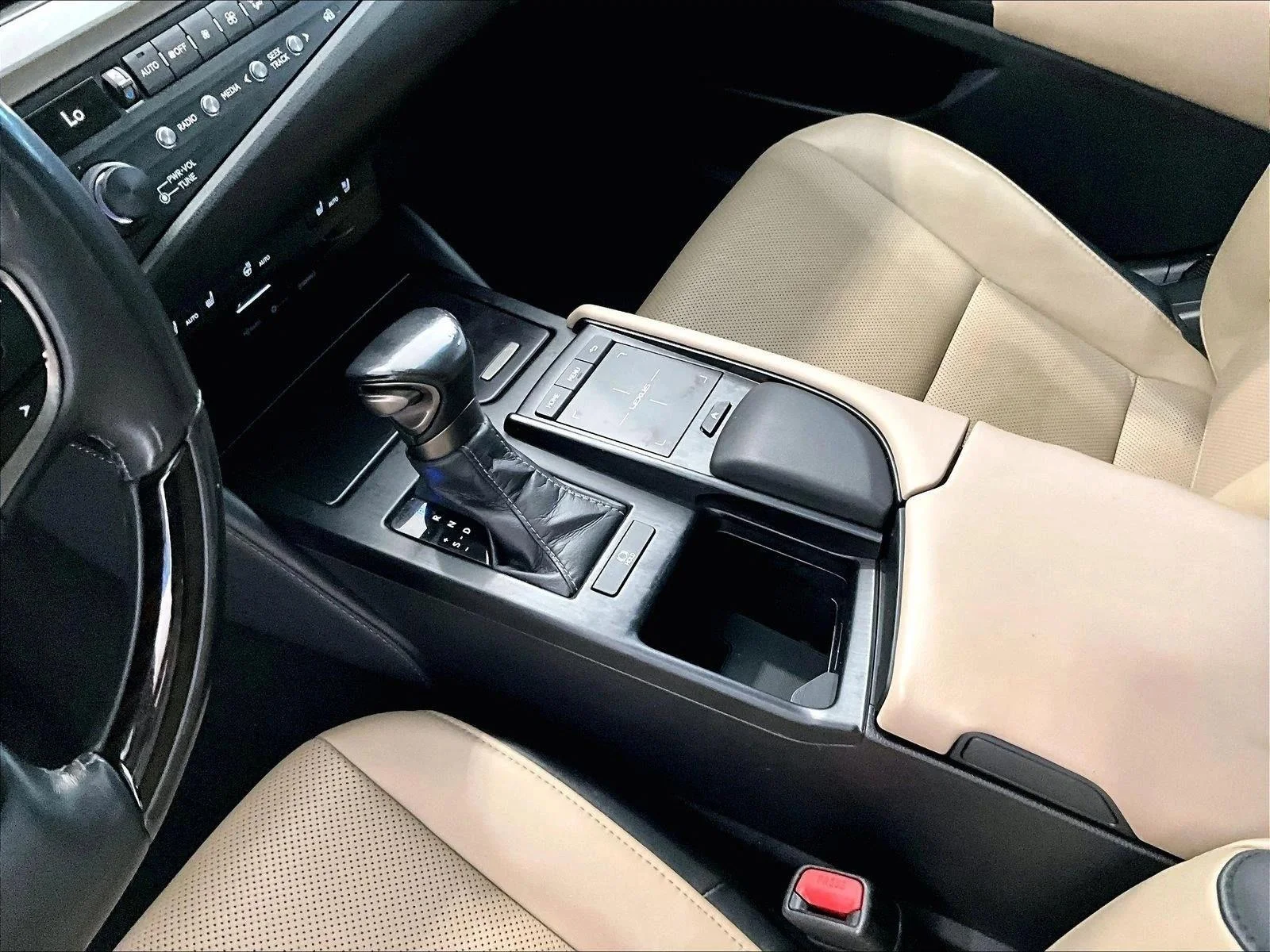 Used 2020 Matador Red Mica Lexus ES 350 image 15