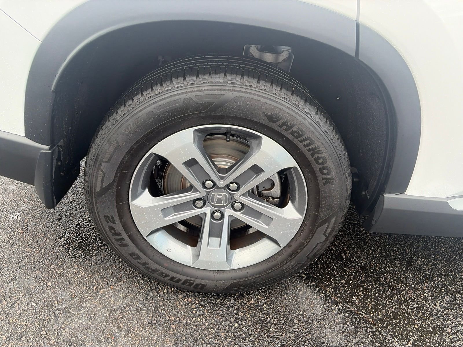 2025 Honda Pilot EX-L - Photo 10