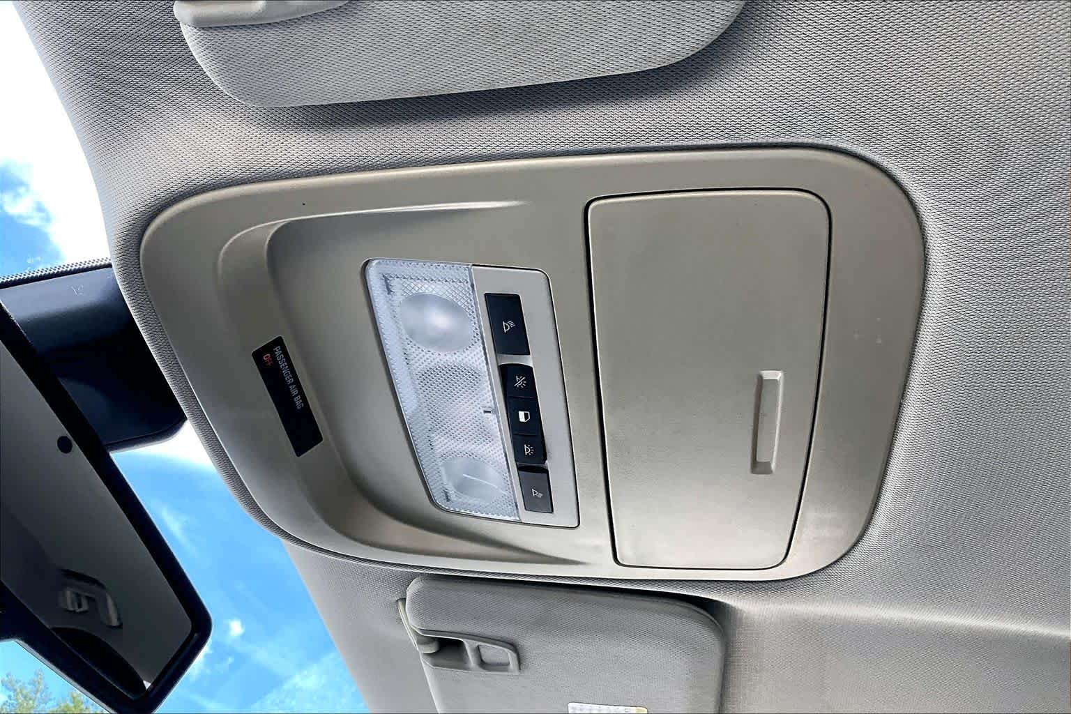 Used 2018 Centennial Blue Metallic Chevrolet 4WD Z71 image 31
