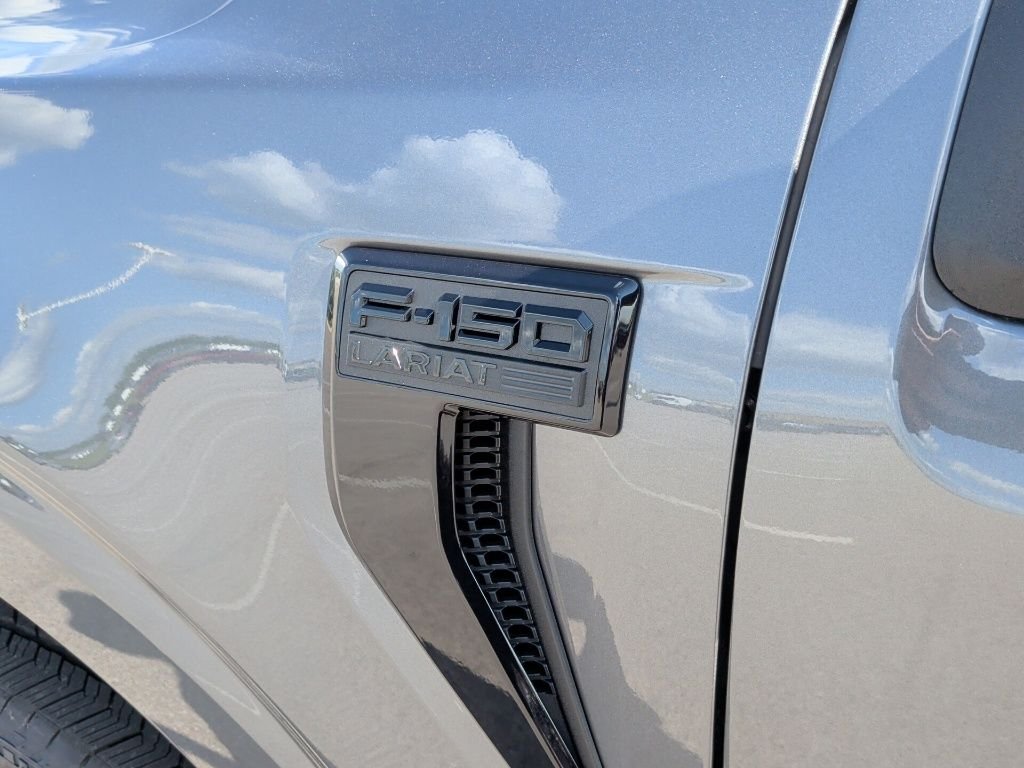 New 2026 Carbonized Gray Metallic Ford Lariat® image 49