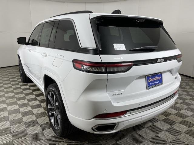 2025 Jeep Grand Cherokee Overland - Photo 18