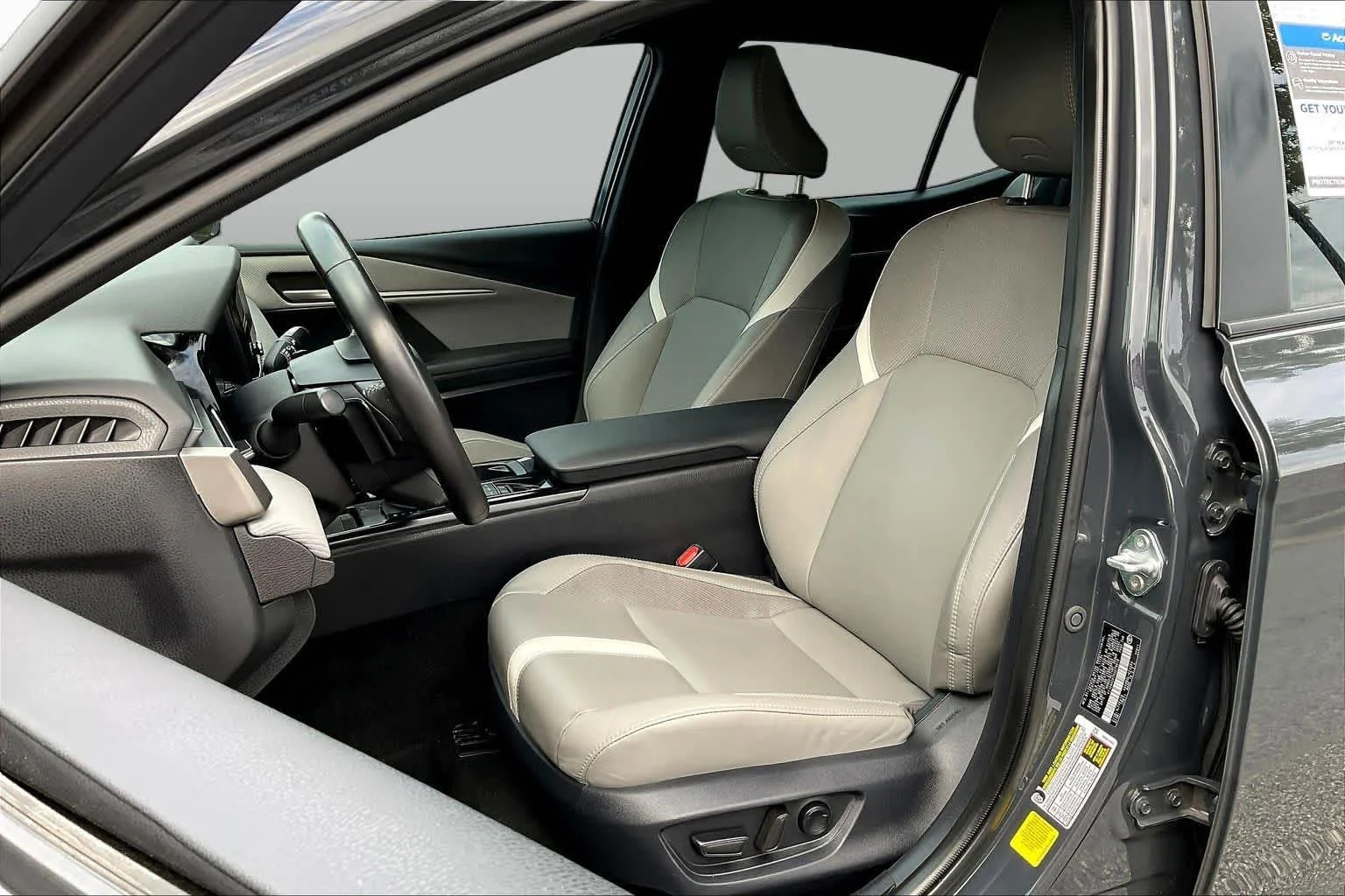 Used 2025 Underground Toyota SE image 8