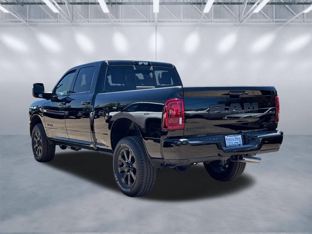 New 2026 Diamond Black Crystal Pearl-Coat Exterior Paint RAM Laramie image 4