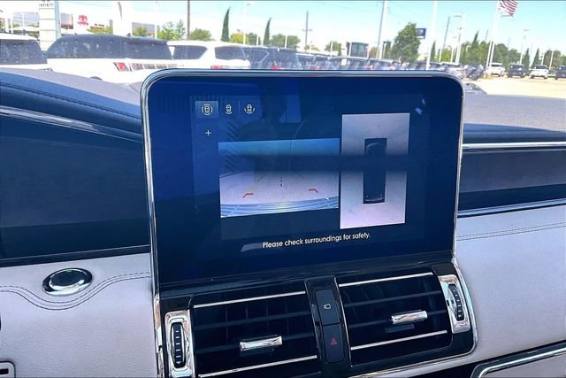 Used 2020 White Lincoln Reserve image 21