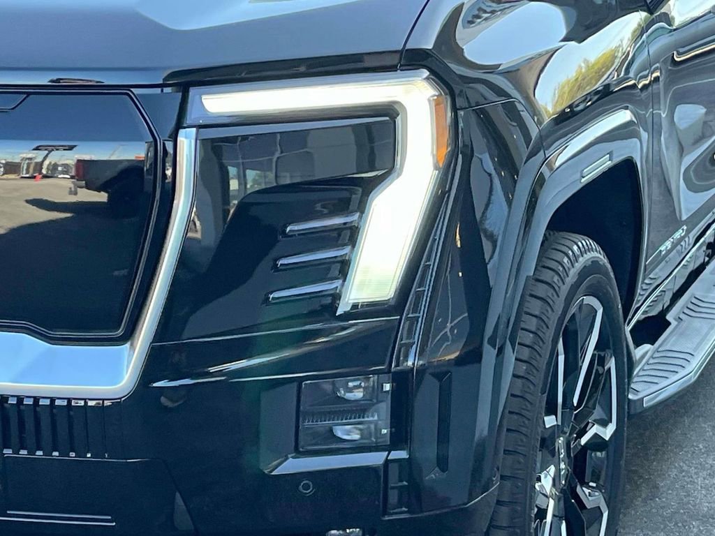 2025 GMC Sierra EV Denali - Photo 9