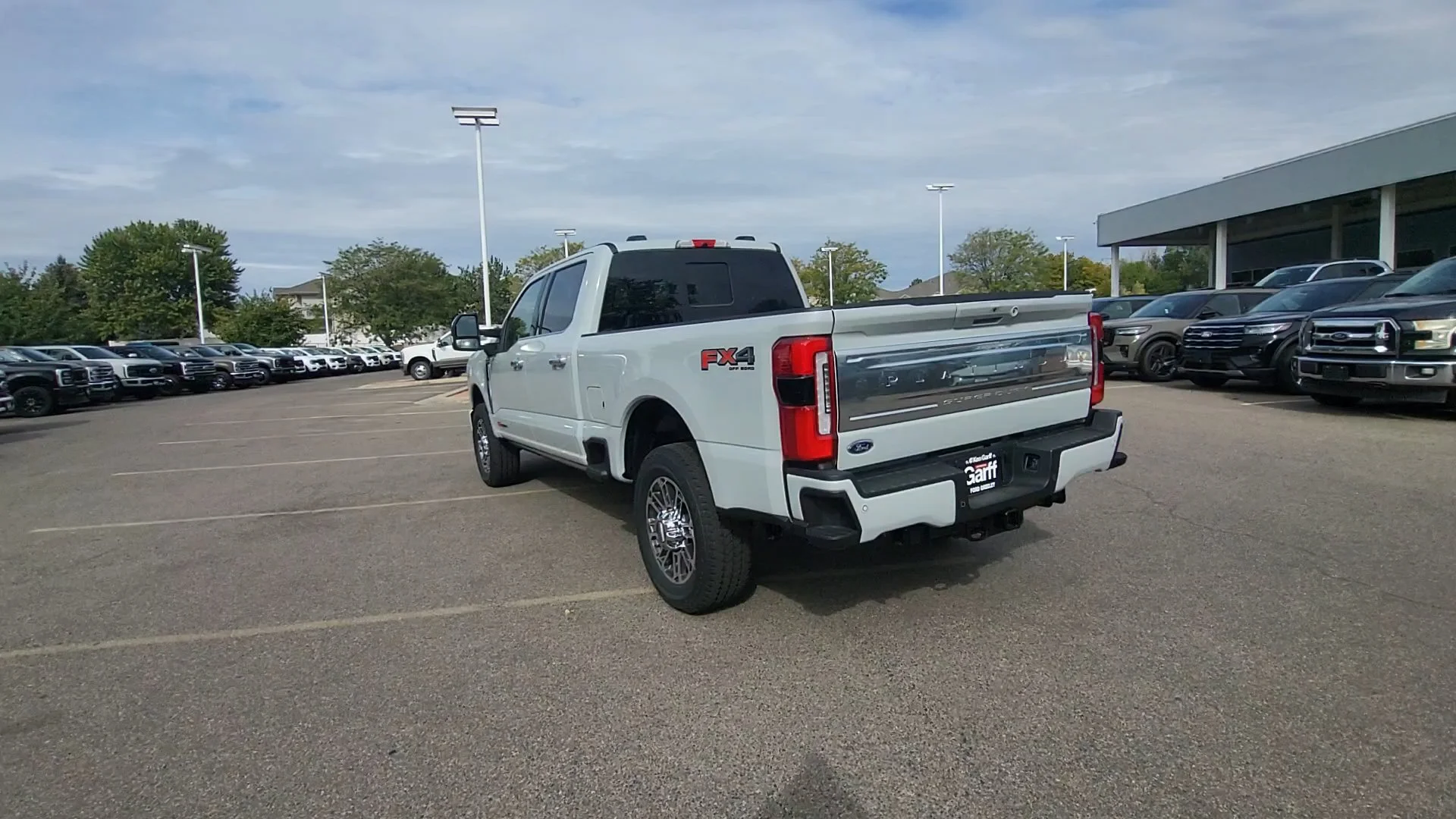 New 2026 Avalanche Ford Platinum image 3