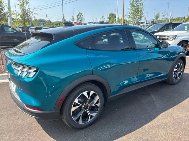 New 2026 Adriatic Blue Metallic Ford Select image 6