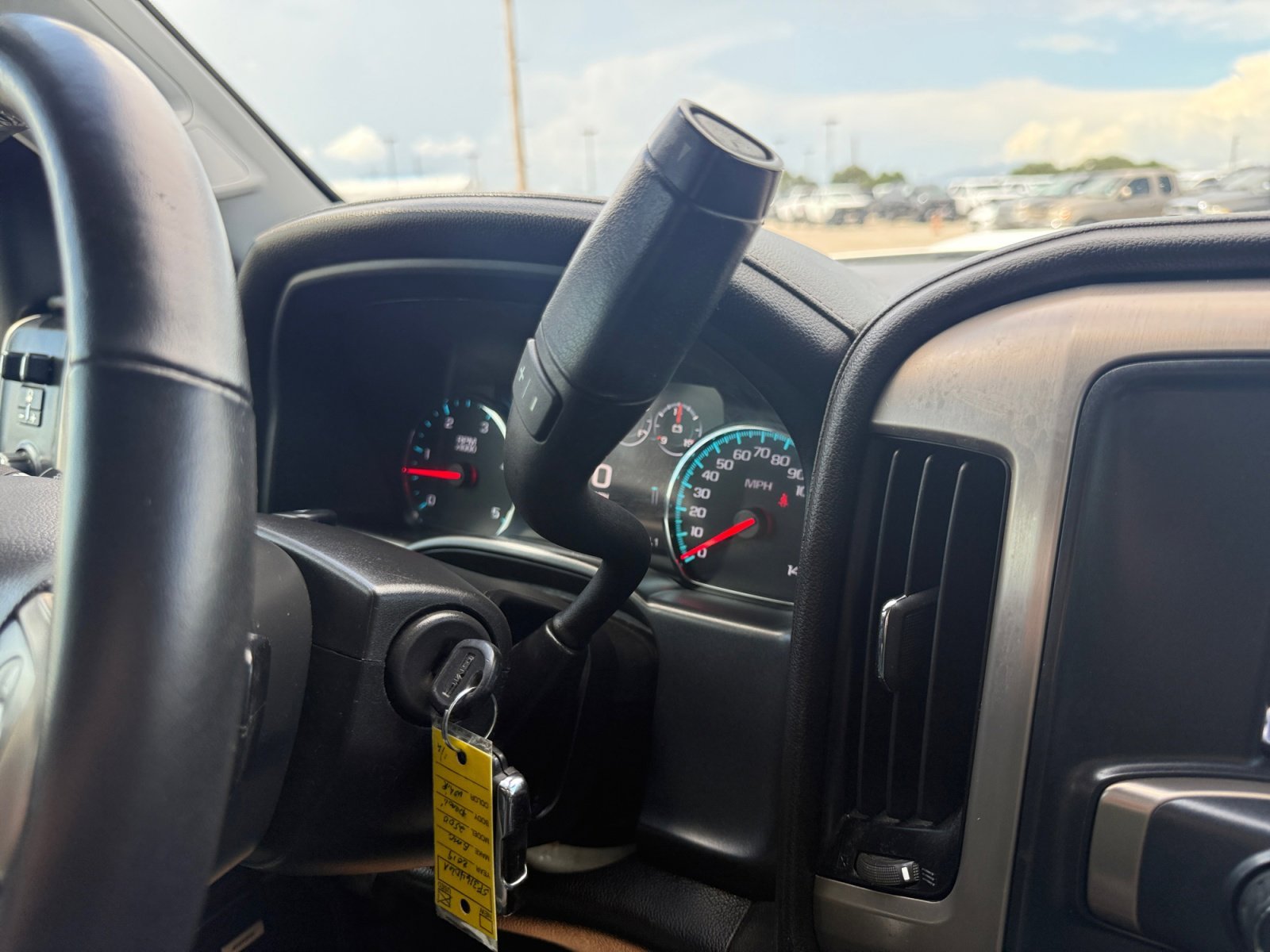 Used 2019 WHITE FROST TRICOAT GMC Denali image 22