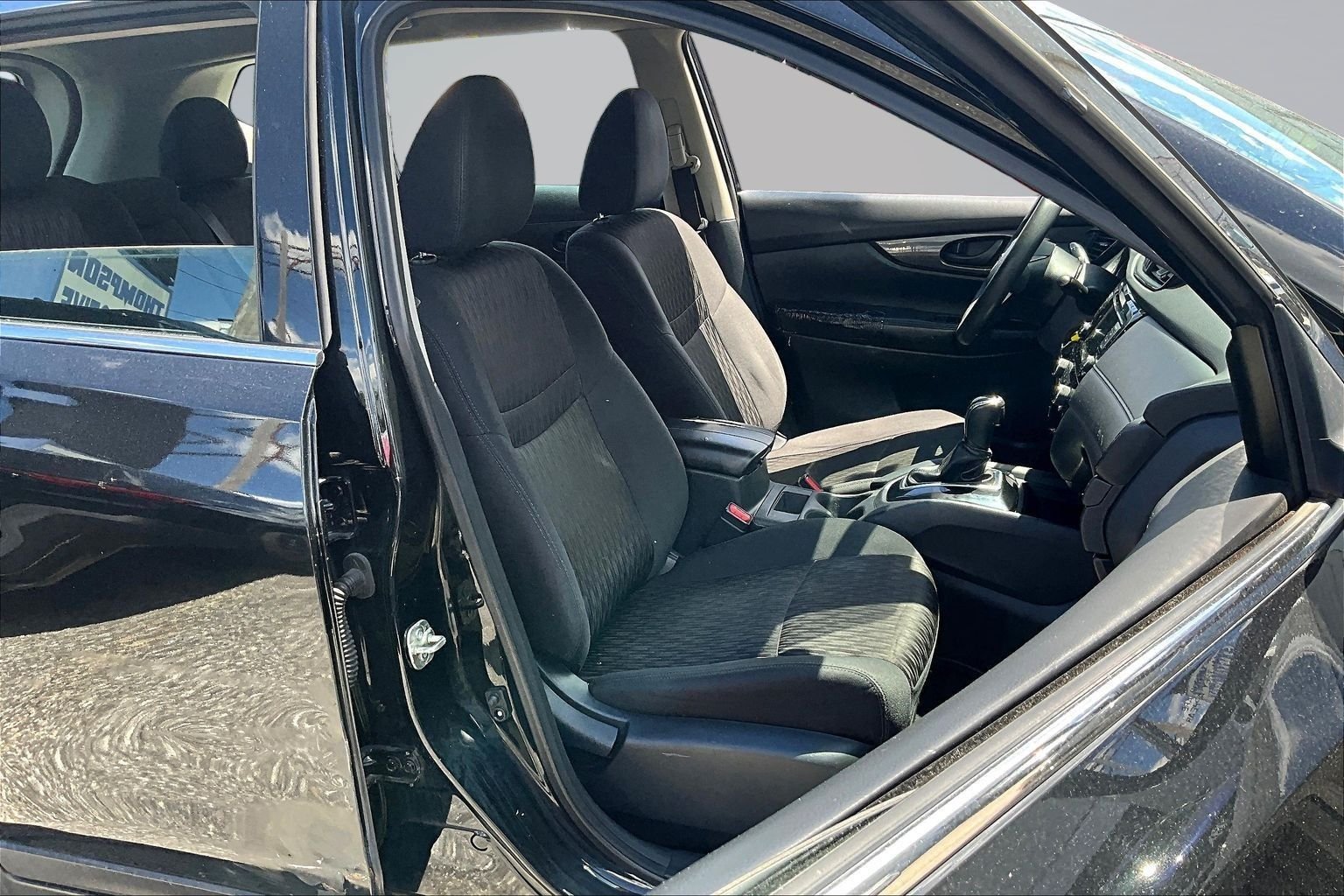 Used 2019 Black Nissan S image 26