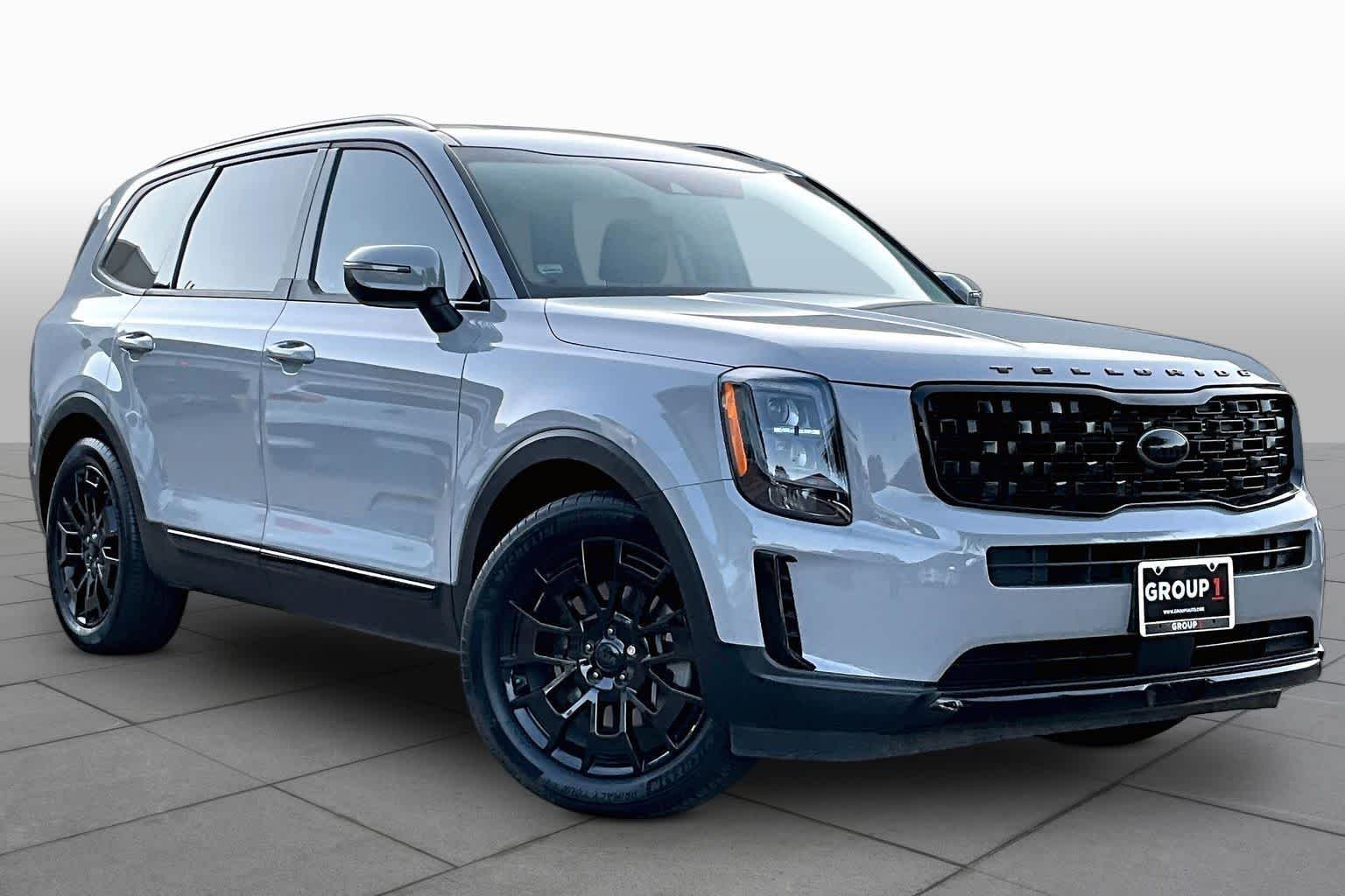 Used 2021 Wolf Gray Kia EX image 3