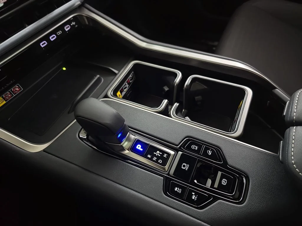 New 2026 Wind Chill Pearl Lexus PREMIUM AWD image 24