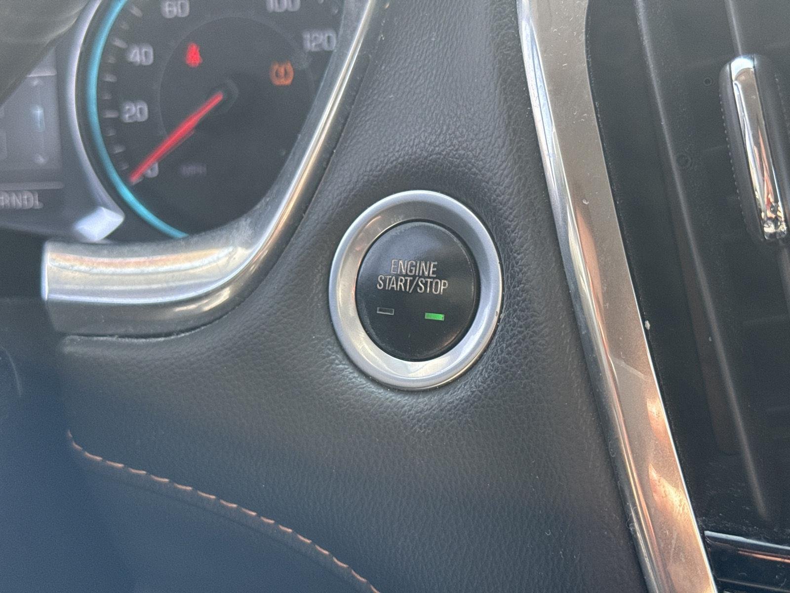 Used 2018 Mosaic Black Metallic Chevrolet LT Cloth image 16