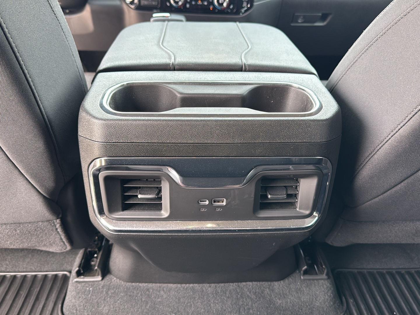Used 2025 Onyx Black GMC Elevation image 21