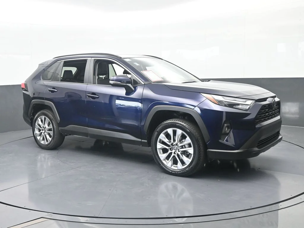 Used 2025 Blueprint Toyota XLE Premium image 7