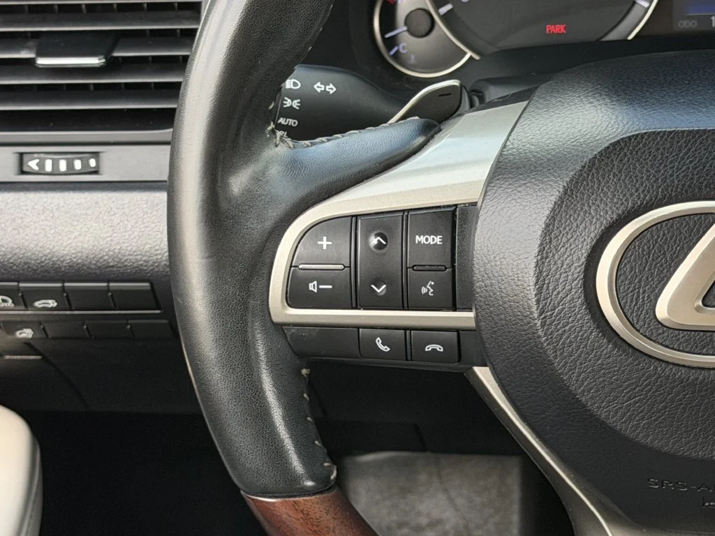 Used 2020 Black Lexus 350 image 13