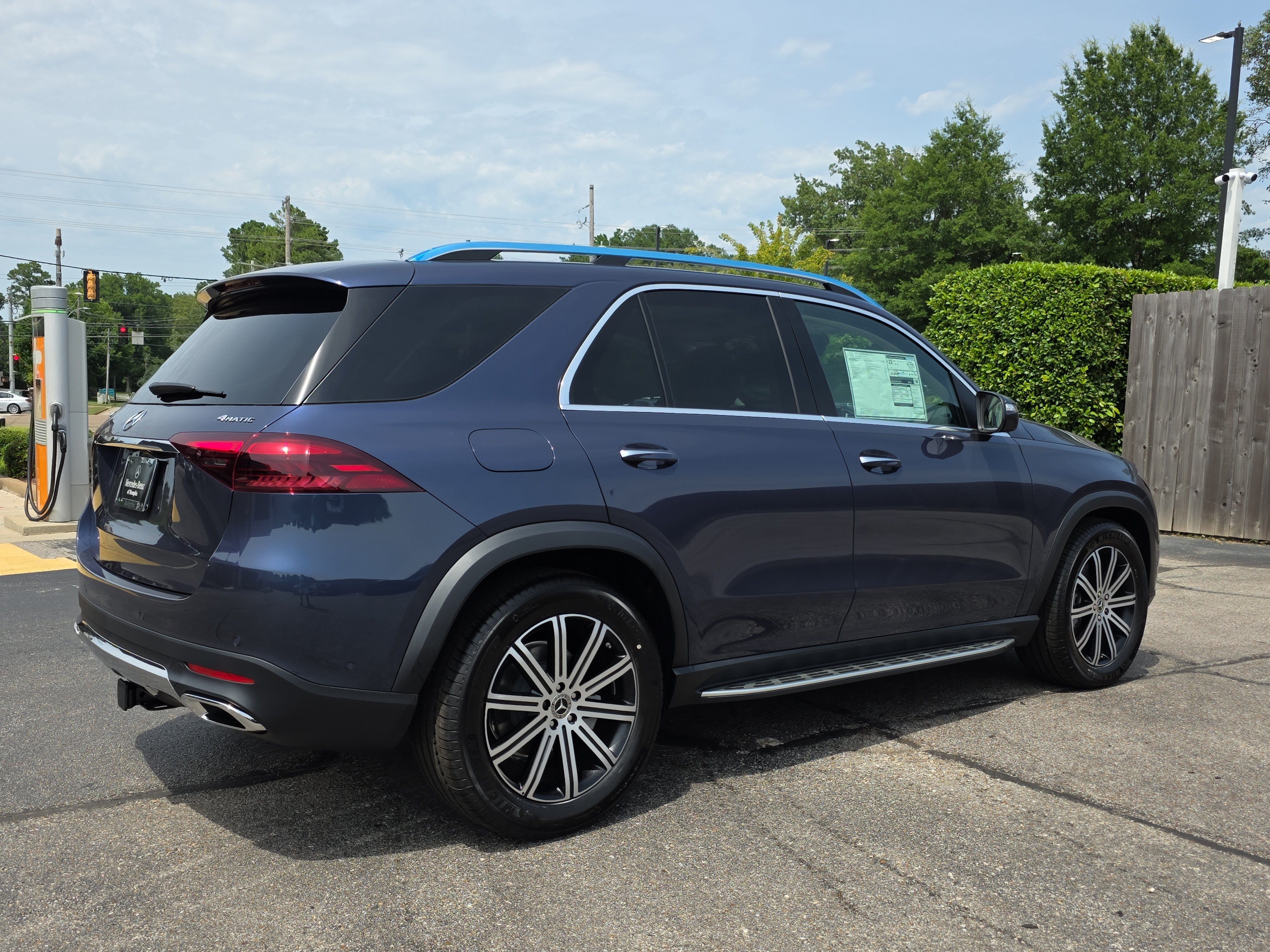 New 2026 Twilight Blue Metallic Mercedes-Benz GLE 350 image 32