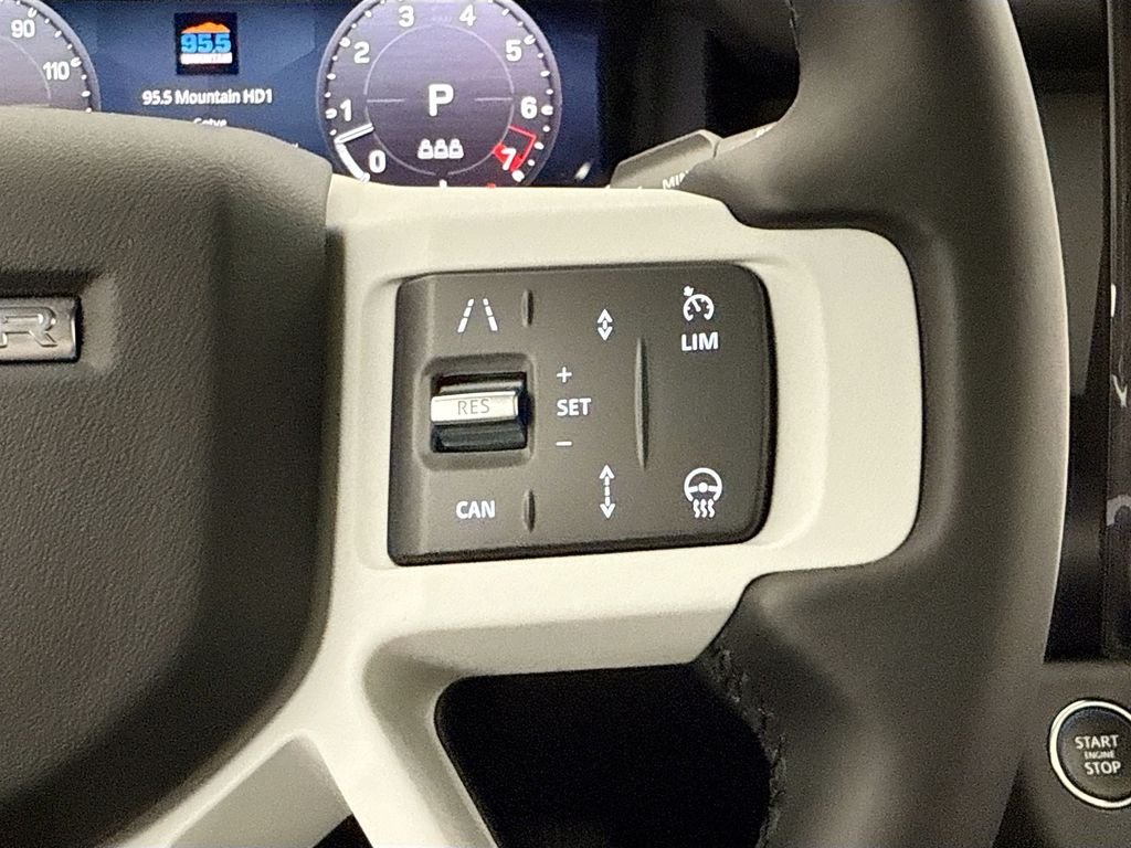 New 2026 Santorini Black Land Rover X-Dynamic SE image 12