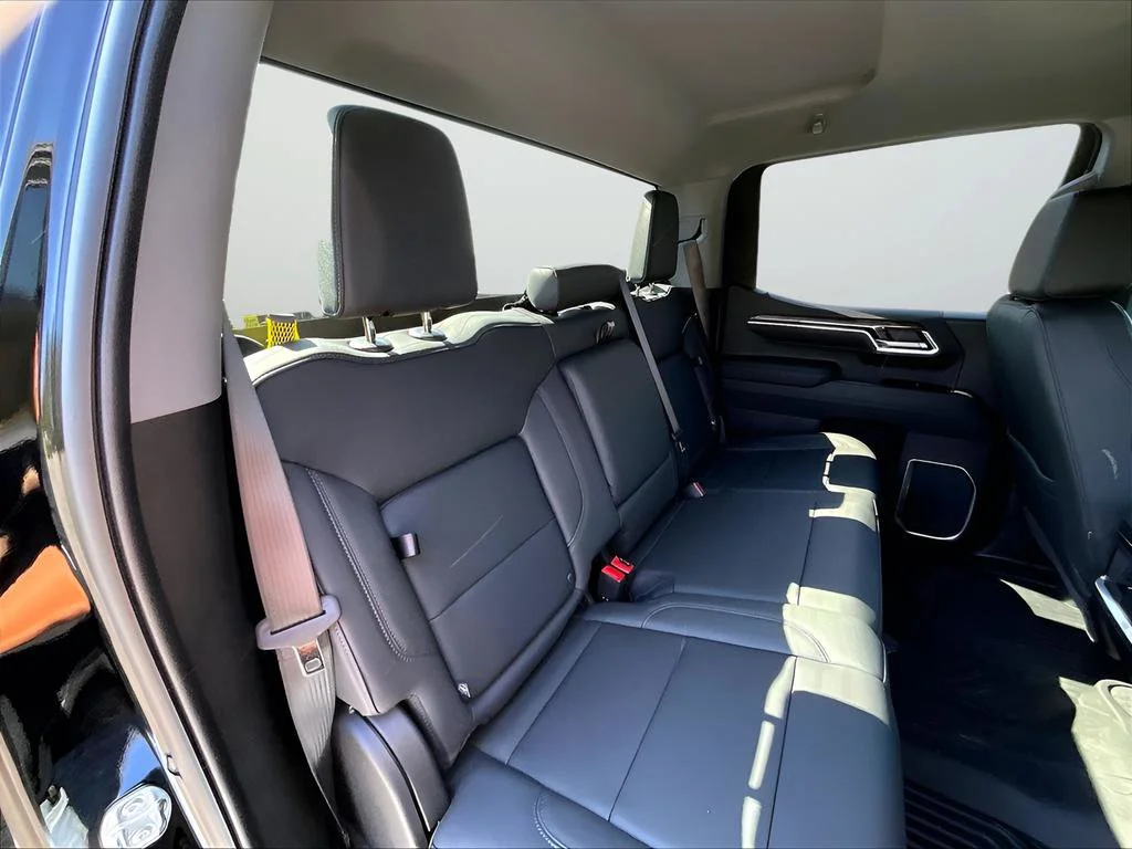 New 2026 Chevrolet Silverado 1500 LTZ 4D Crew Cab