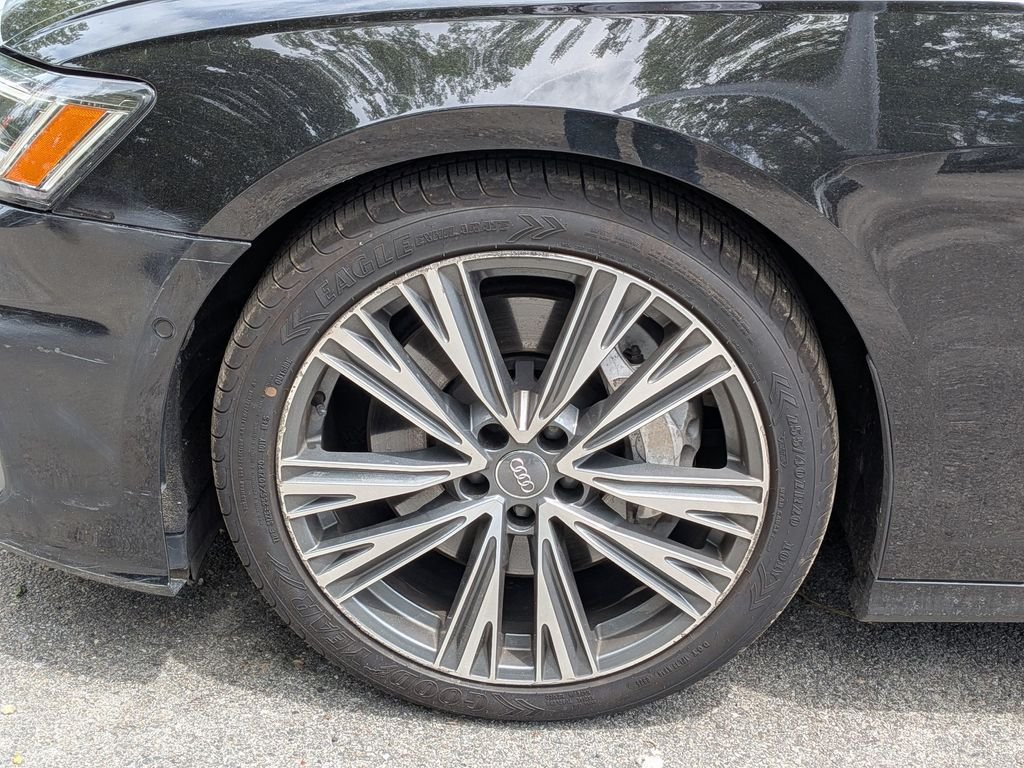 Used 2019 Black Audi 3.0T Premium Plus image 10