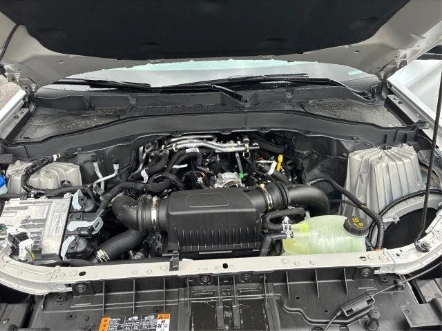 New 2026 Space White Metallic Ford Tremor® image 45