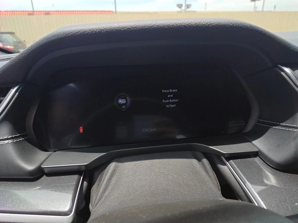 Used 2021 Silver Jeep Altitude image 10