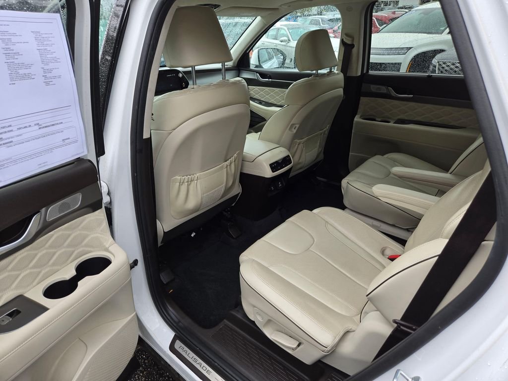Used 2020 Hyper White Hyundai Limited image 14