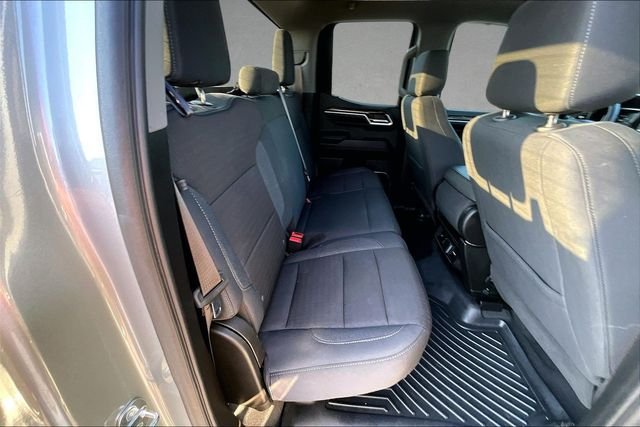 Used 2023 Silver GMC Elevation image 23