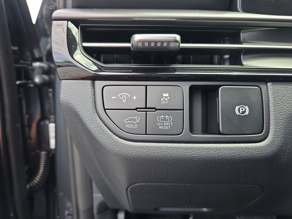 New 2026 Gravity Gray Kia SX-Prestige image 20