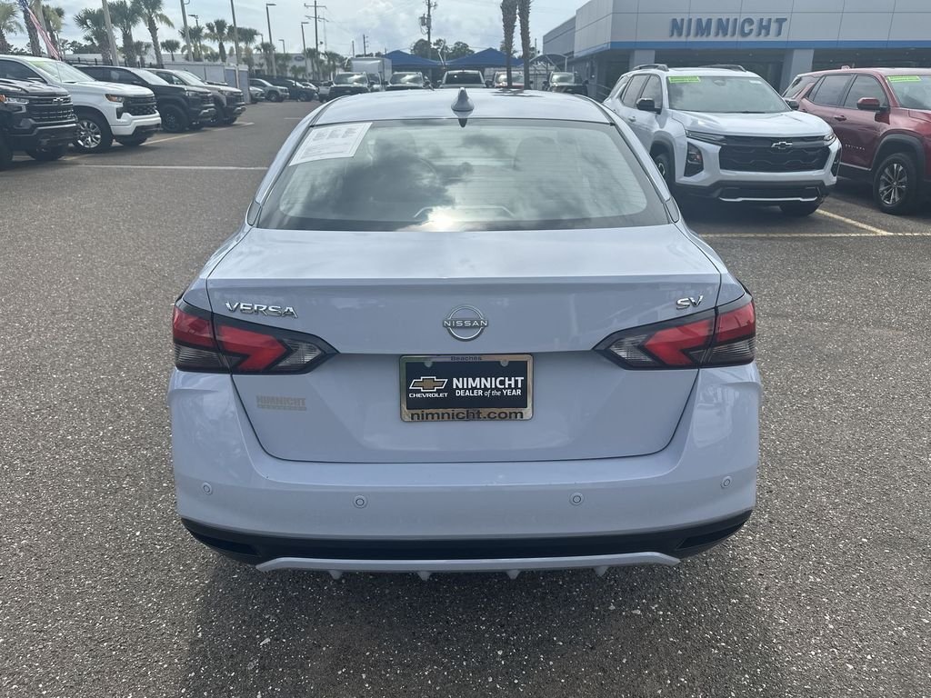 Used 2024 Gray Nissan SV image 15