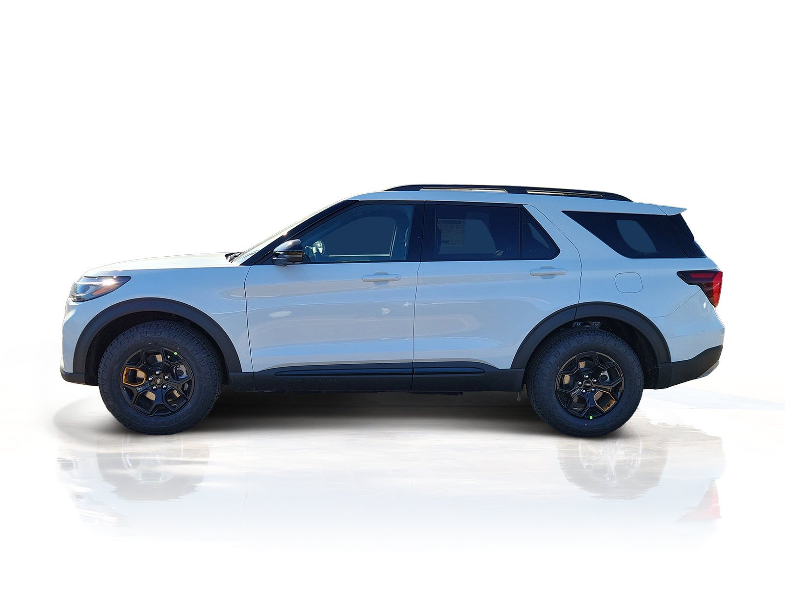 New 2027 Star White Metallic Tri-Coat Ford Tremor® image 4