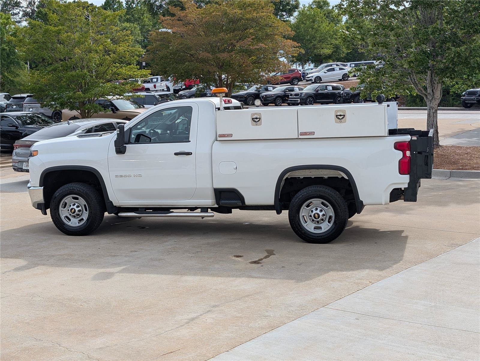 Used 2022 Summit White Chevrolet Work Truck image 12