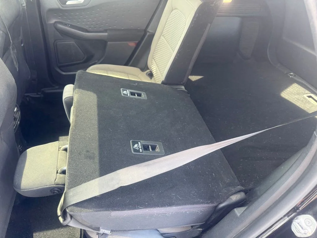 Used 2020 Black Ford SE image 35