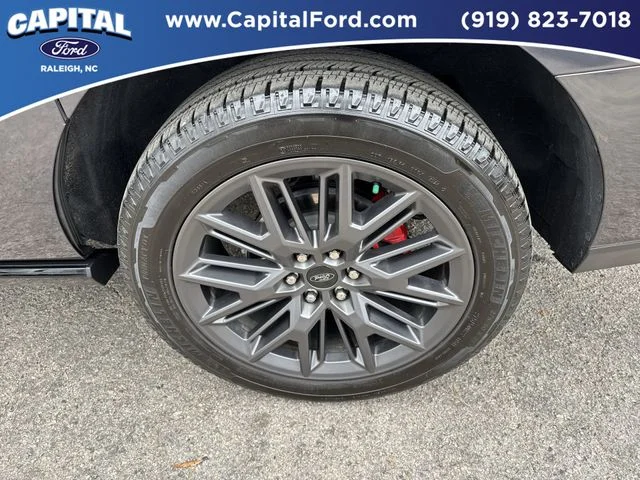 Used 2025 Gray Ford Platinum image 13