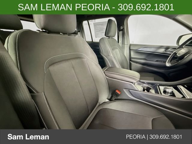 New 2027 High-Gloss Black Paint Jeep Laredo image 26