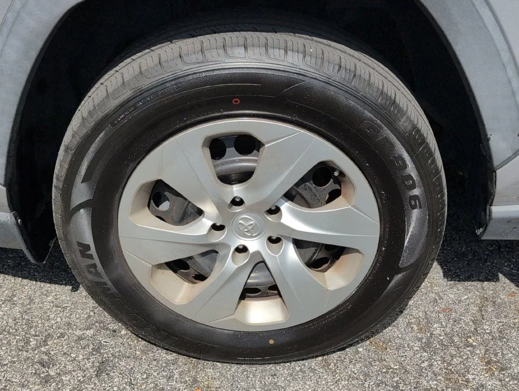 Used 2019 Silver Toyota LE image 11