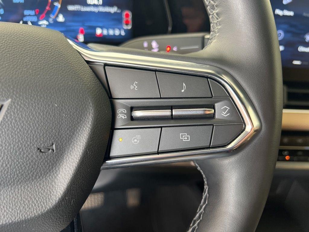 Used 2025 Blue Metallic Chevrolet ACTIV image 11