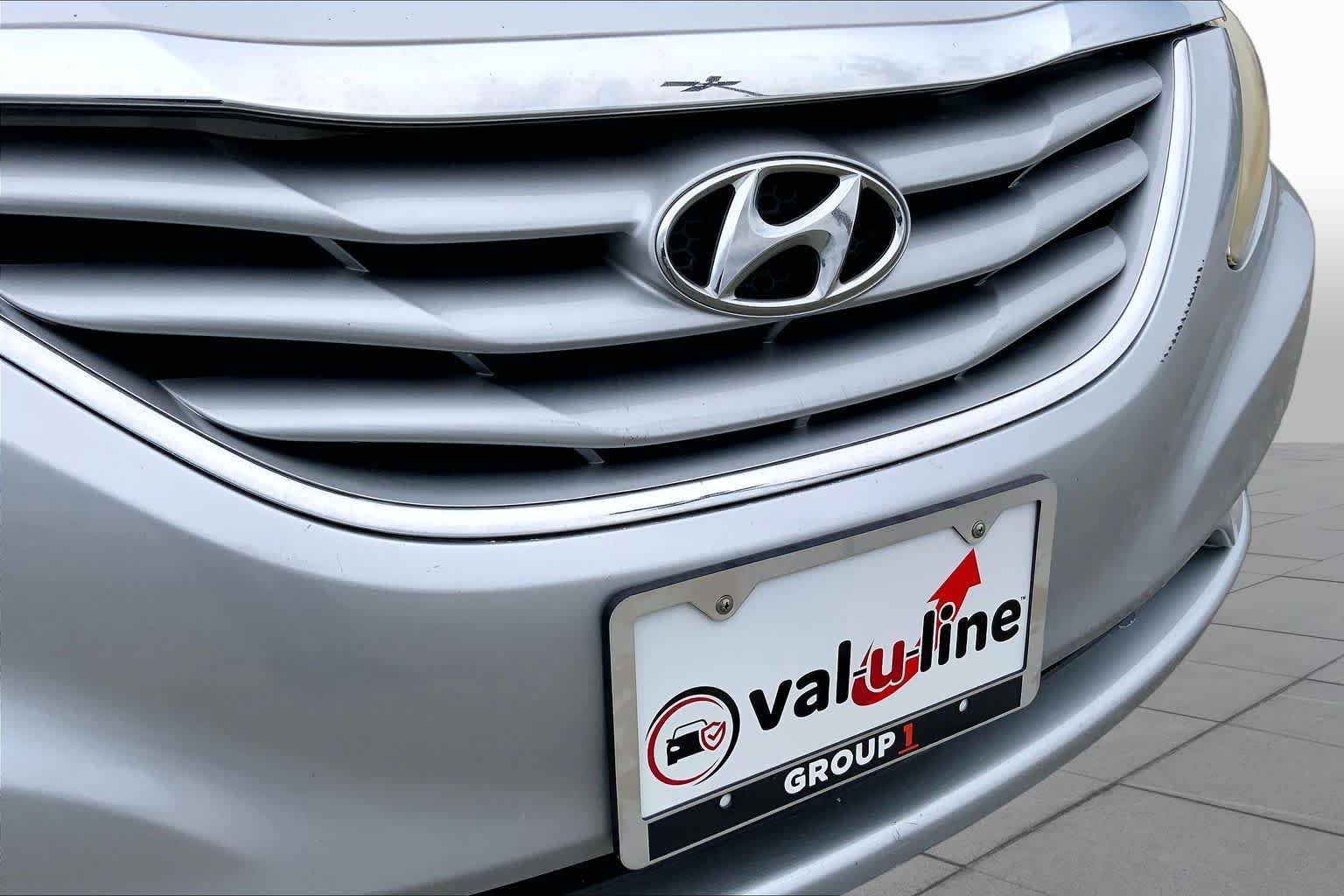 Used 2012 Radiant Silver Hyundai GLS image 28