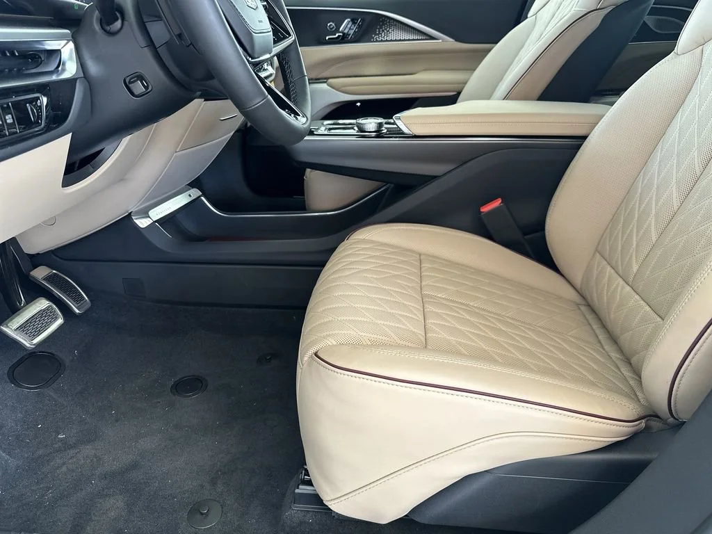 2026 Cadillac LYRIQ Signature Sport - Photo 11