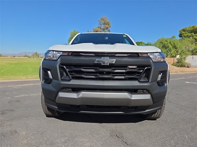 2024 Chevrolet Colorado Trail Boss photo 2