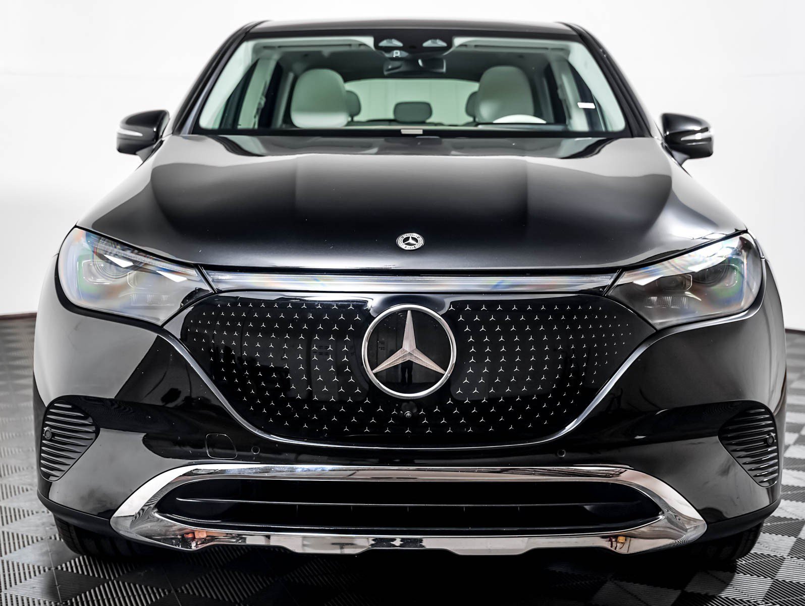 Certified Used 2023 Obsidian Black Metallic Mercedes-Benz EQE 350 4MATIC® SUV image 5