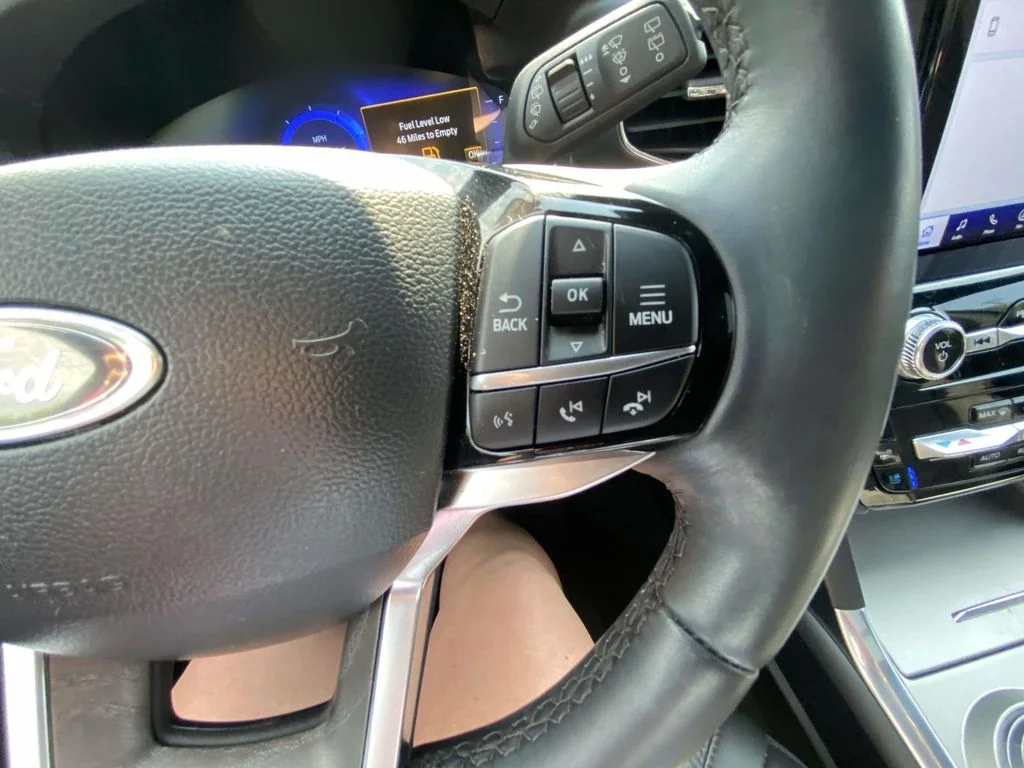 Used 2023 Agate Black Metallic Ford Platinum image 20