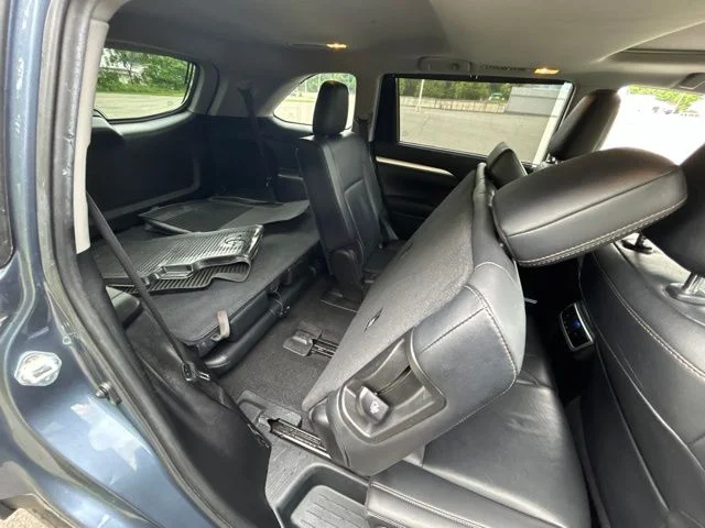 Used 2019 Blue Toyota XLE image 32
